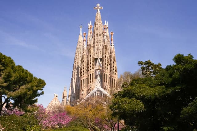 Combo Parque Güell y Sagrada Familia - Tickets y Audioguías - Acerca de