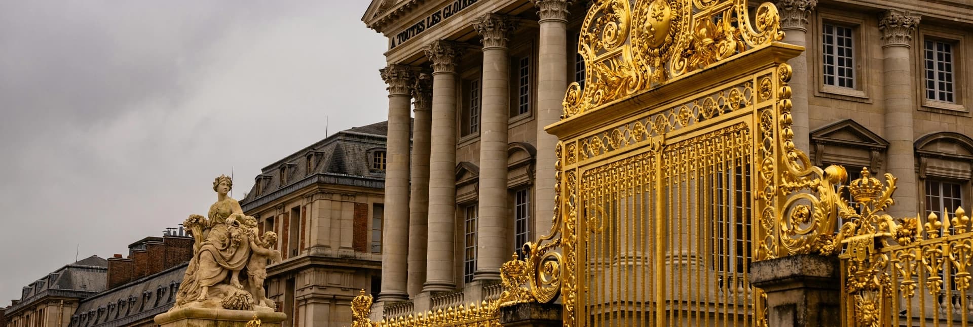 Combo Museo del Louvre y Palacio de Versailles - Entradas y Audioguías 